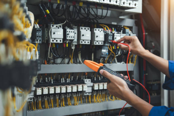 Best Local Electrician Companies  in Sacred Heart University, CT